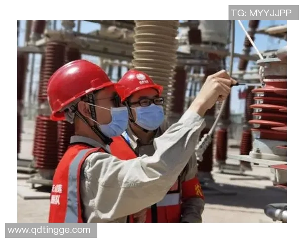 滑板战术解析深圳滑板队的包夹体系与战术运用探讨